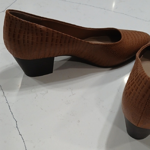 Kim Rogers Tan Textured Heels Sz10 New Whithout Tag Or Box - Picture 4 of 8